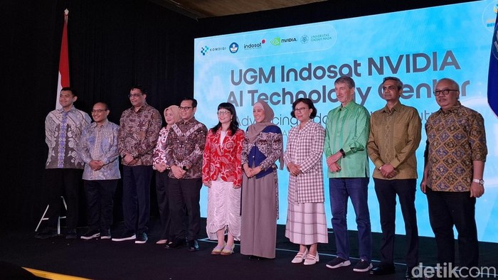 Kementerian Komunikasi dan Digital (Komdigi) bersama Indosat Ooredoo Hutchison, NVIDIA, dan Universitas Gadjah Mada (UGM) resmi membuka UGM Indosat NVIDIA AI Technology Center (NVAITC).