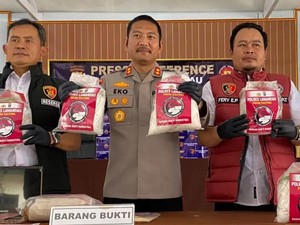 Polisi Ungkap 2 Kasus di Jalur Pontianak-Sampit, Sita Sabu 5,18 Kg