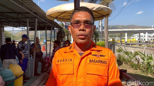 Kapten Kapal SAR KN 220 Mataram, Nurdin di Pelabuhan Lembar, Kamis (13/8/2026).