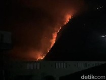 Kebakaran Bromo Belum Berhenti, Seruni Point-Sky Bridge Ditutup!