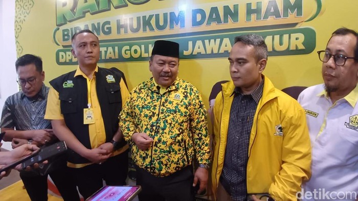 Ketua DPD Partai Golkar Jawa Timur Ali Mufthi