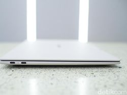 Lenovo Yoga Slim 7i Ultra Aura Edition, Cocok untuk Kerja Hybrid