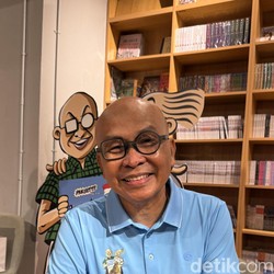 Cita-cita Kang Maman Terbitkan Buku Selalu di Atas Usianya