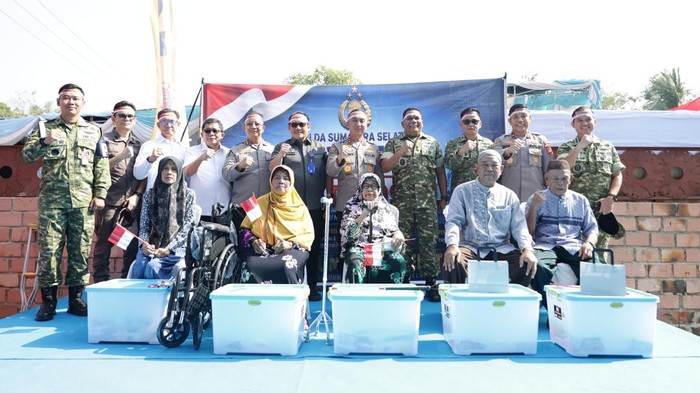 Polda Sumsel Gelar Bakti Sosial & Kesehatan bagi Warga Banyuasin