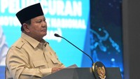 Sebut Motor Listrik Hemat 50%, Prabowo: Yang Pakai Motor Bensin, Ya Rasain