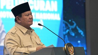 Sebut Motor Listrik Hemat 50%, Prabowo: Yang Pakai Motor Bensin, Ya Rasain