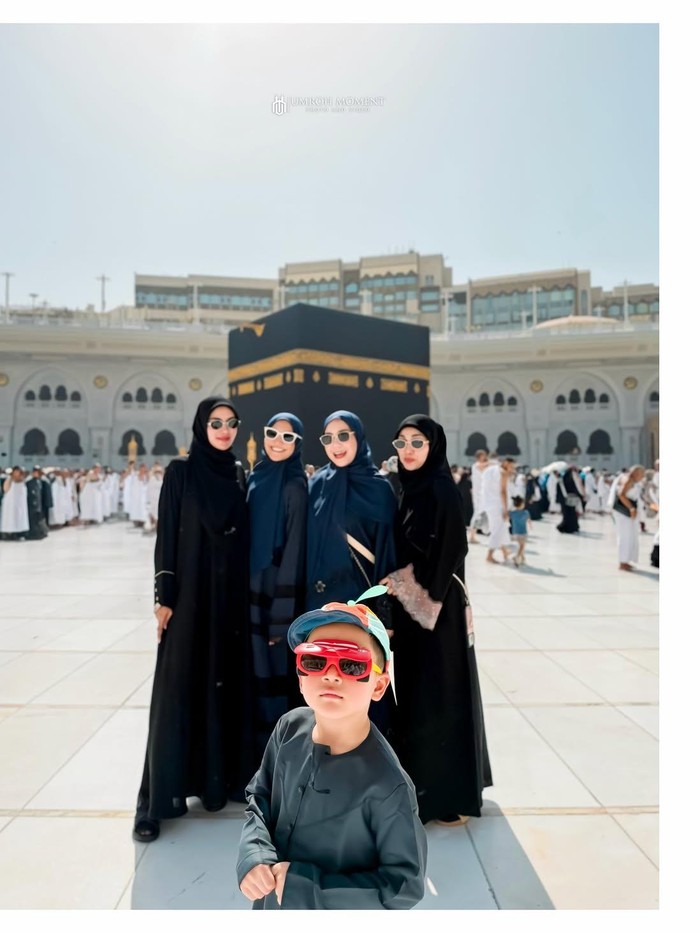 Raffi Ahmad umrah bareng keluarga