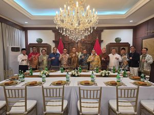 Para Sekjen Partai Kumpul di Rumah Sugiono, Ini yang Dibahas
