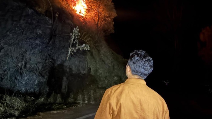 Wagub Emil pantau kebakaran Bromo