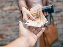 Duh! Aksi Tipu-tipu Turis di Labuan Bajo Terulang, 6 WN Italia Rugi Rp 79,8 Juta