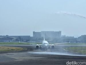 Bandara Husein Sastranegara Bandung Resmi Kembali Dibuka