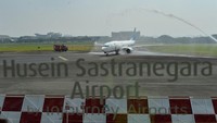 Bandara Husein Sastranegara & Pondok Cabe Ditutup Sementara!