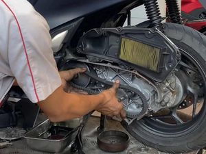 Ternyata Ini Penyebab Gredek di Motor Matic
