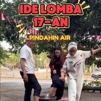 Ada pula lomba goyang bola, pindahin galon, hingga pindahin air. Butuh ide lomba 17-an? Sini, kita kasih contekan, tulis keterangan dalam unggahannya. Foto: Instagram/@dagnesia