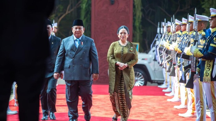 Puan Maharani mendampingi Prabowo Subianto di Sidang Tahunan