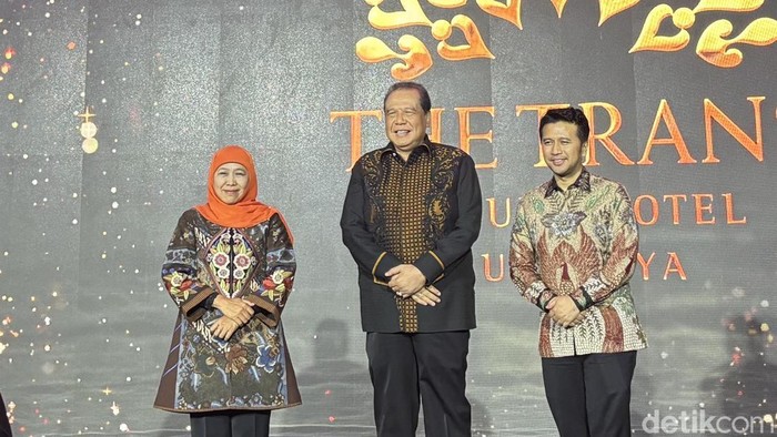 Chairman CT Corp, Chairul Tanjung meresmikan Grand Opening The Trans Luxury Hotel Surabaya didampingi Gubernur Khofifah dan Wagub Emil Dardak
