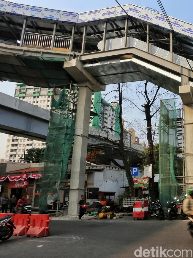 Jelang Diresmikan, Proyek LRT Jakarta Fase 1B Dikebut