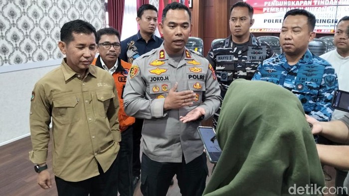 Kapolres Kobar AKBP Joko Handono