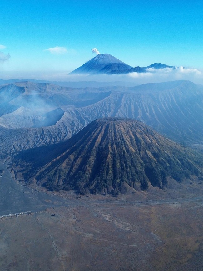 Kebakaran Hutan Melanda TNBTS, Gunung Bromo Ditutup Sementara