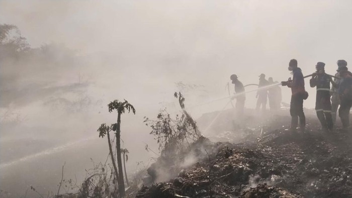 Kebakaran TPSA Ciniru Kuningan