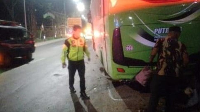 Kecelakaan maut bus rombongan umroh di Bandung