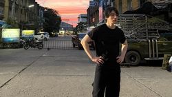 Lee Dong Wook Buat Memori di Bangkok