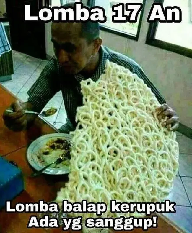 Nggak di gantung, tapi ini sih namanya KERUPUKKKKKK! Mau coba ikut lombanya? Foto: Instagram/@duhreceh.id