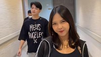 Tadi kita habis USDG karena kita beberapa hari lagi mau selesai downloadnya. Ini sudah 3 kilogram lebih tiba-tiba, mungkin pas nanti mau lahiran sudah 3,3 atau 3,5 lebih, tuturnya. Foto: TikTok @jmeyhou