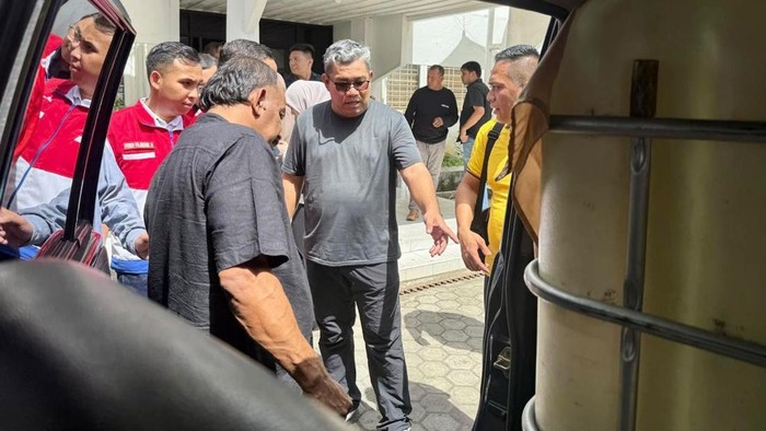 Mobil Isuzu Panther yang tangkinya dimodifikasi menjadi 1.000 liter (Foto: dok. Pemerintah Aceh)