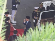 Momen Gibran Tiba di Kompleks DPR RI untuk Hadiri Sidang Tahunan MPR RI