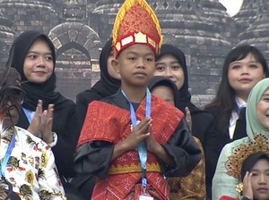 Video Saat Prabowo Cerita Perjuangan Risky Sebelum Jadi Siswa Sekolah Rakyat