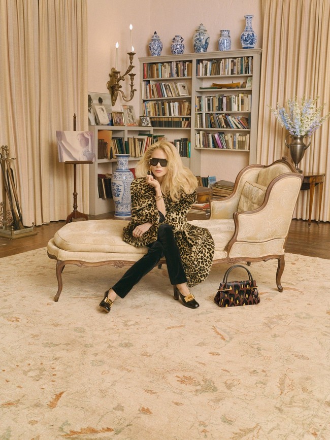 Meski demikian, berbagai komentar tersebut merupakan spekulasi warganet. Tidak ada konfirmasi dari Nicole Kidman maupun British Vogue mengenai dugaan prosedur kosmetik ataupun klaim bahwa sosok dalam pemotretan bukan Nicole. (Foto: Instagram/@britishvouge)