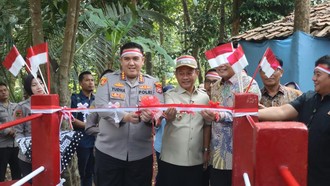 Polresta Serang Kota Bangun 8 Jembatan Merah Putih Presisi