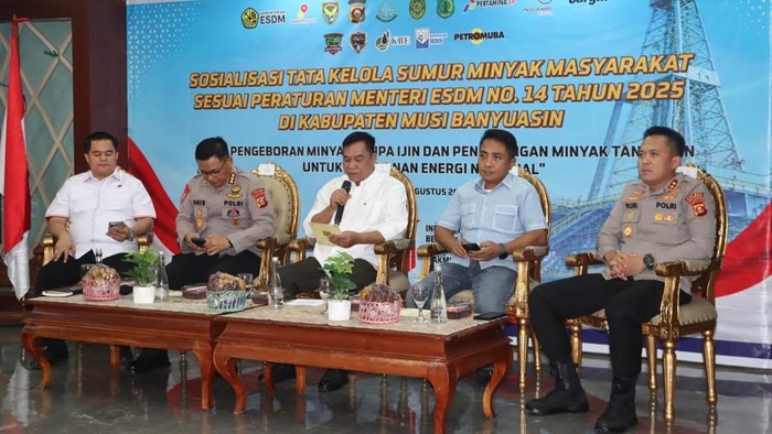 Polda Sumsel & Pemkab Musi Banyuasin Sosialisasikan Penataan Sumur Minyak