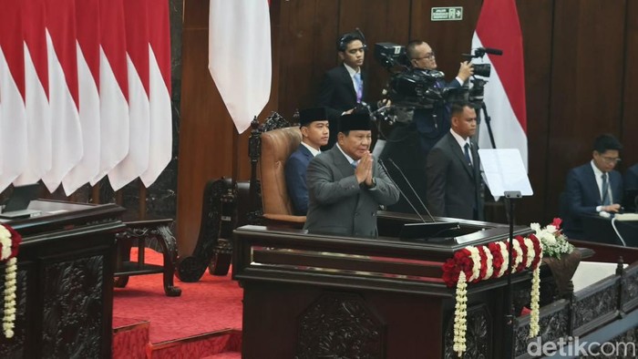 Sidang Tahunan MPR RI dan Sidang Bersama DPR-DPD RI digelar di kompleks parlemen, Senayan, Jakarta, Jumat (14/8/2026). Presiden Prabowo Subianto menyampaikan Pidato Kenegaraan dalam agenda tahunan tersebut.