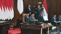 Prabowo Sentil BUMN: Rugi Terus tapi Laporan Untung, Ngarang Aja Tuh!