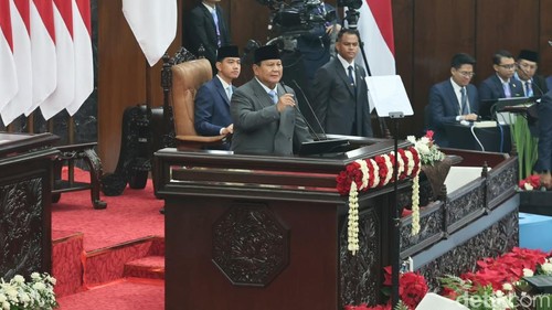 Sidang Tahunan MPR RI dan Sidang Bersama DPR-DPD RI digelar di kompleks parlemen, Senayan, Jakarta, Jumat (14/8/2026). Presiden Prabowo Subianto menyampaikan Pidato Kenegaraan dalam agenda tahunan tersebut.