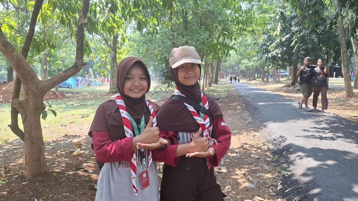 Syafira (kiri), Sherly (kanan), peserta Jambore Nasional (Jamnas) 2026