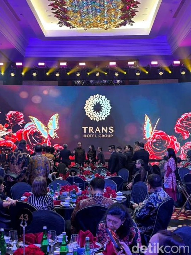 Potret Meriah Grand Opening The Trans Luxury Hotel Surabaya