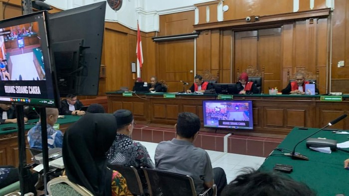 6 terdakwa kasus korupsi proyek pengerukan Kolam Pelabuhan Tanjung Perak divonis 4 tahun penjara