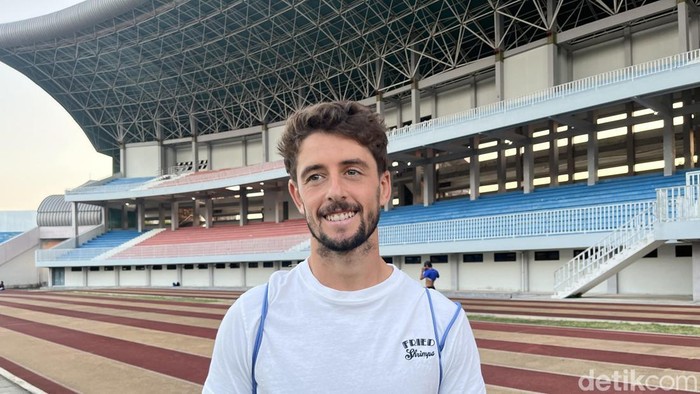 Striker PSIM Jogja, Adrian Dalmau di Stadion Mandala Krida, Kota Jogja, Selasa (11/8/2026)
