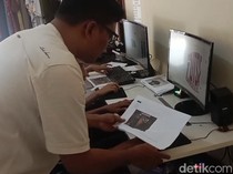 Kisah Ahyarudin Hasan, Menjahit Disiplin di Balik Kain Jersey