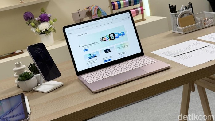 Apple Business