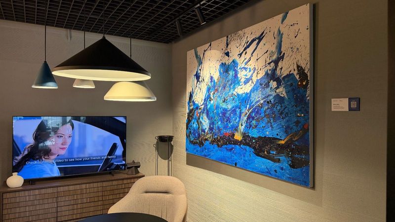 BMW Astra bekerja sama dengan Teh Villa Gallery kembali hadirkan rangkaian The Art of Joy dengan tema Celebrating Indonesia Through Art.