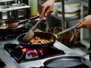 Bumbu Sudah Pas tapi Masakan Hambar? Bisa Jadi karena 4 Kesalahan Ini