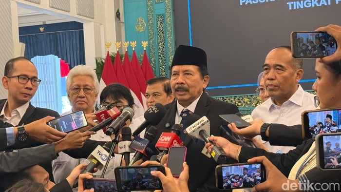 Kepala BPIP Yudian Wahyudi dan jajaran usai pengukuhan di Istana Negara, Jakarta, Sabtu (15/8/2026).
