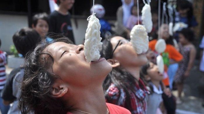 Lomba makanan saat 17 agustus