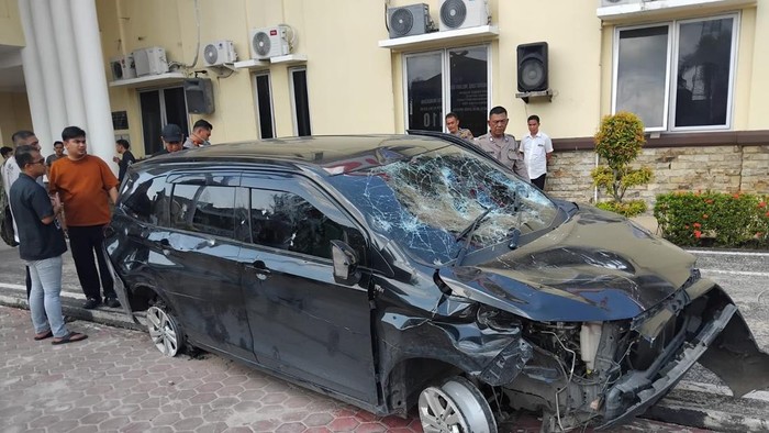 Mobil pelaku saat diamankan di Mapolres Dumai (Dok Polres Dumai)