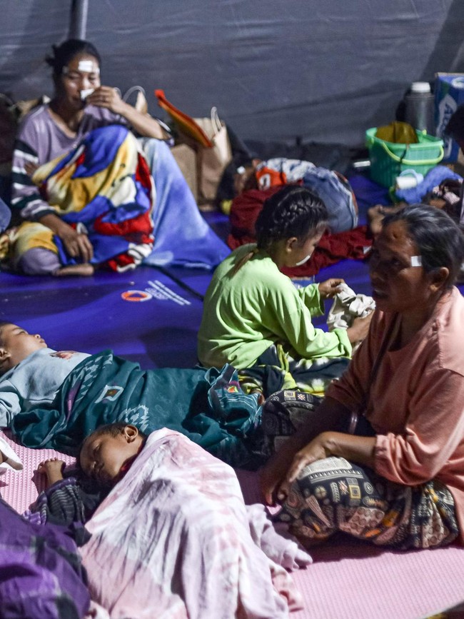 Tenda Pengungsian Jadi Tempat Berlindung Warga Terdampak Gempa