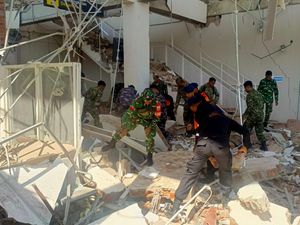 Update Gempa M 7,0 NTT Terasa di Makassar: 47 Orang Tewas, 1.357 Rumah Rusak